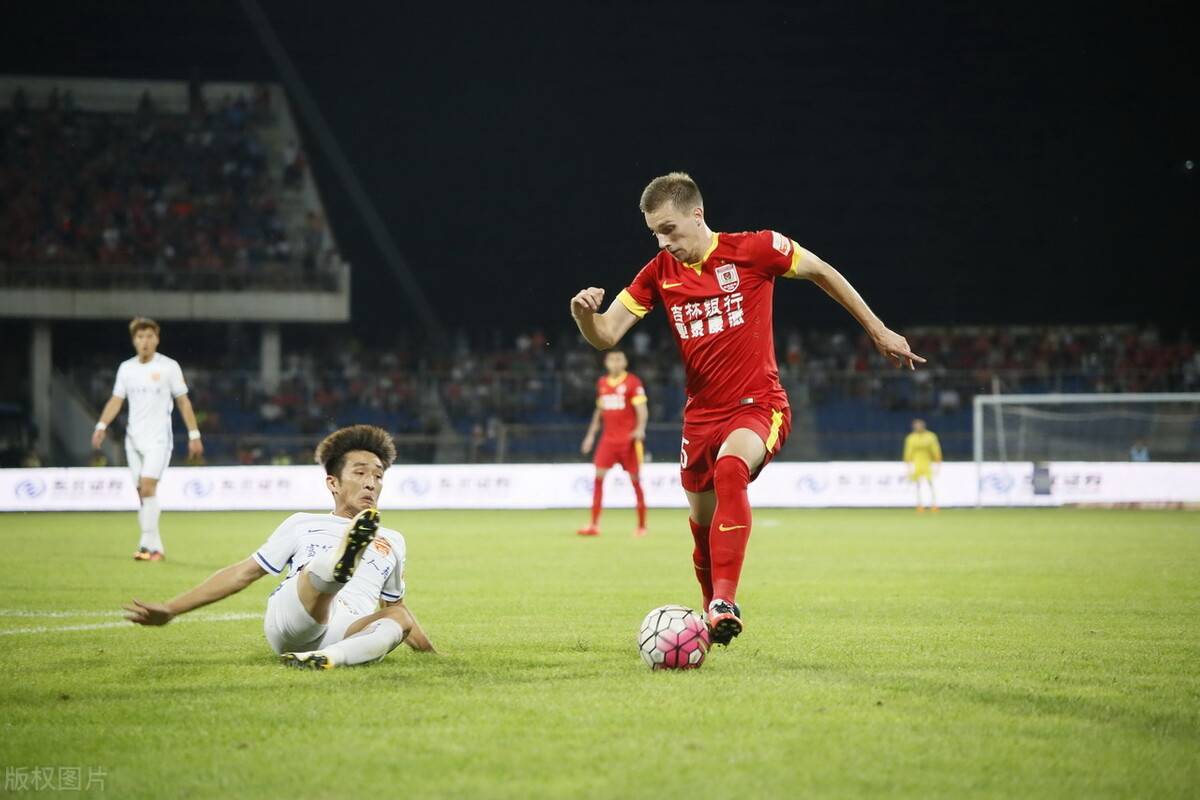 越南球队的出色表现引发球迷狂热